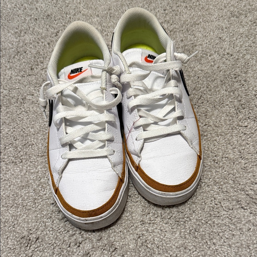 Nike White and Brown Casual Sneakers